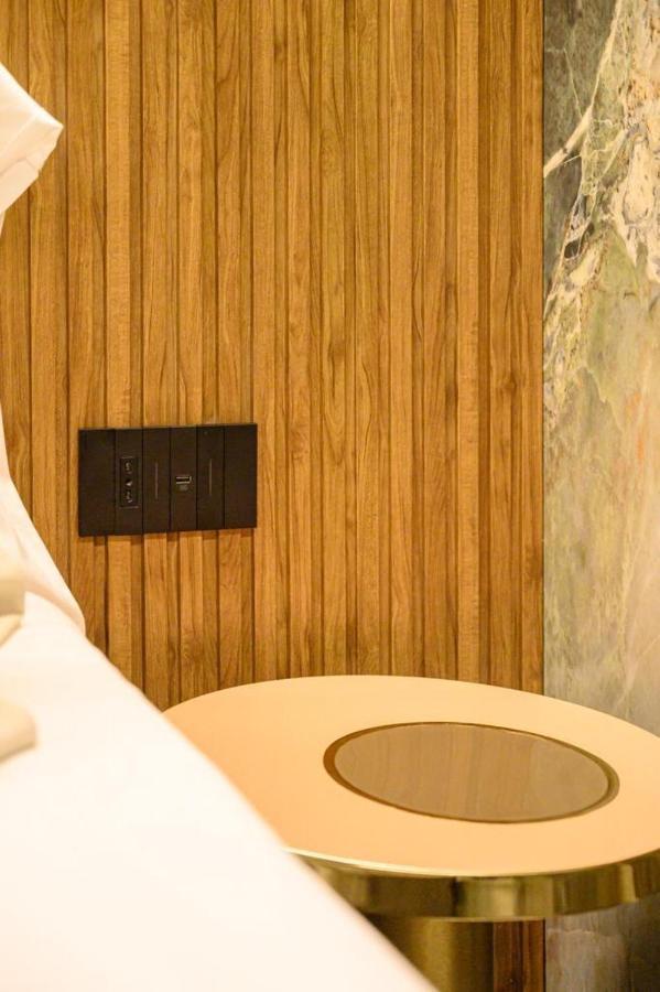 Luxury Suite Napoli Екстериор снимка